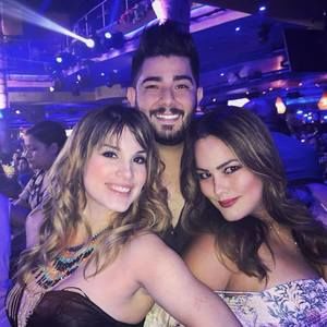 Meet your Posher, Leslie